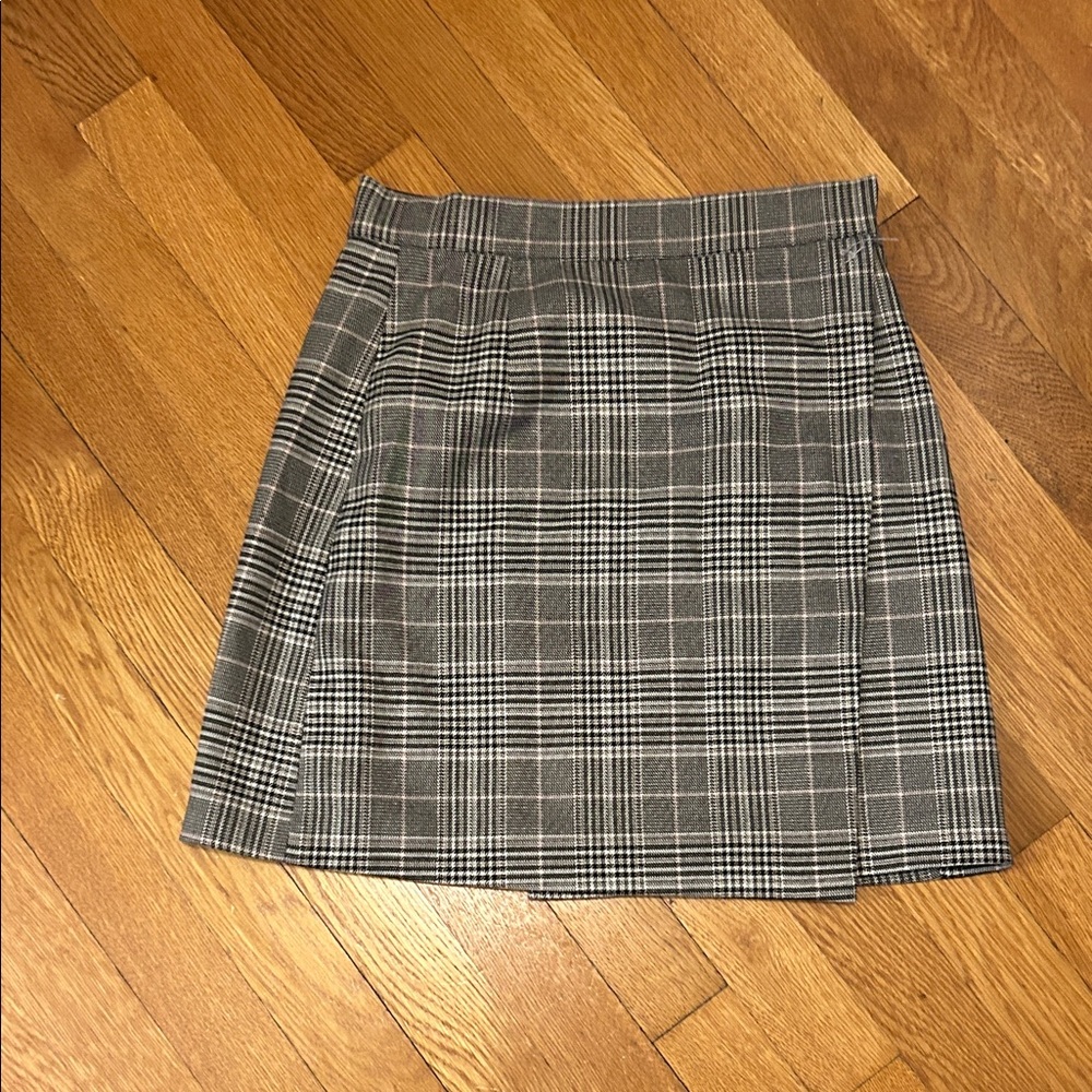 French Connection Black and White Plaid Mini Skirt